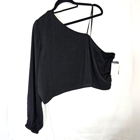 MELROSE and Market black size 3X long-sleeved one-shoulder blouse NWT crop top - Picture 1 of 4